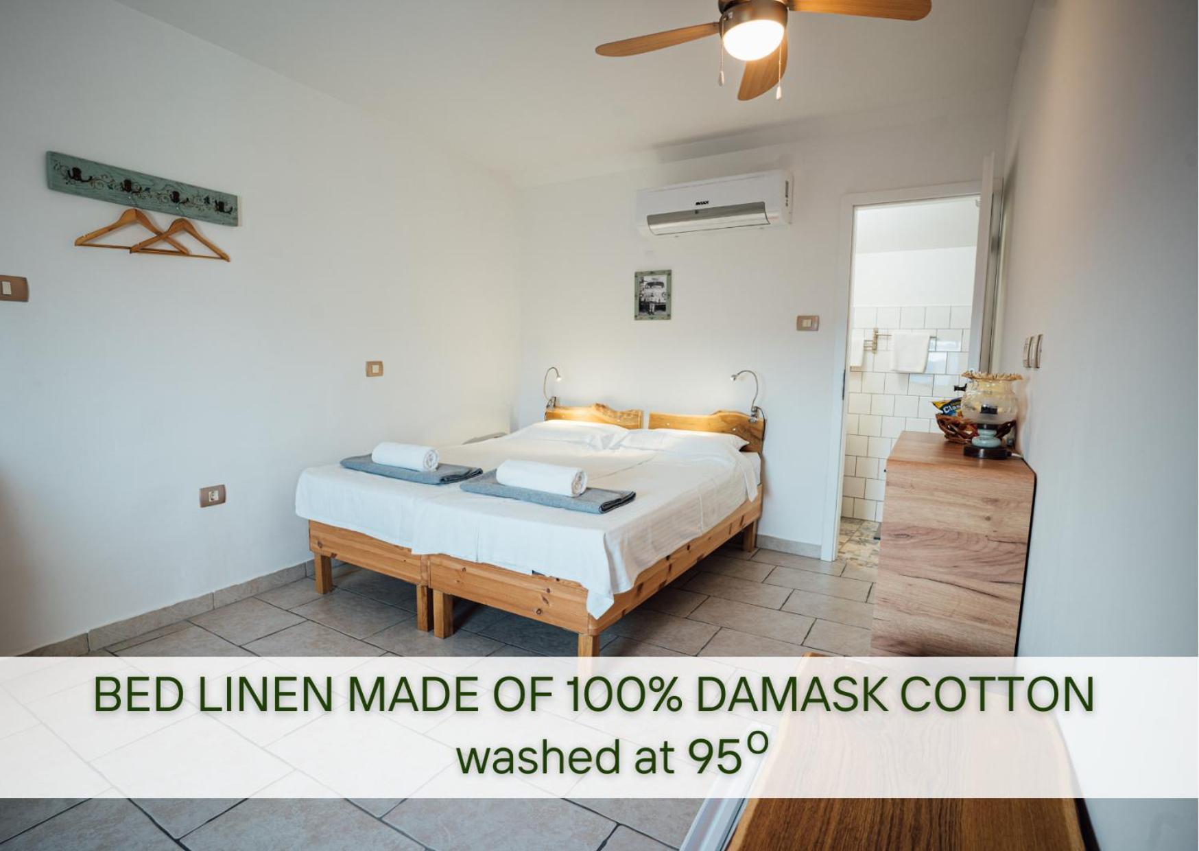 Guesthouse Kamniti Rob Črni Kal Kültér fotó